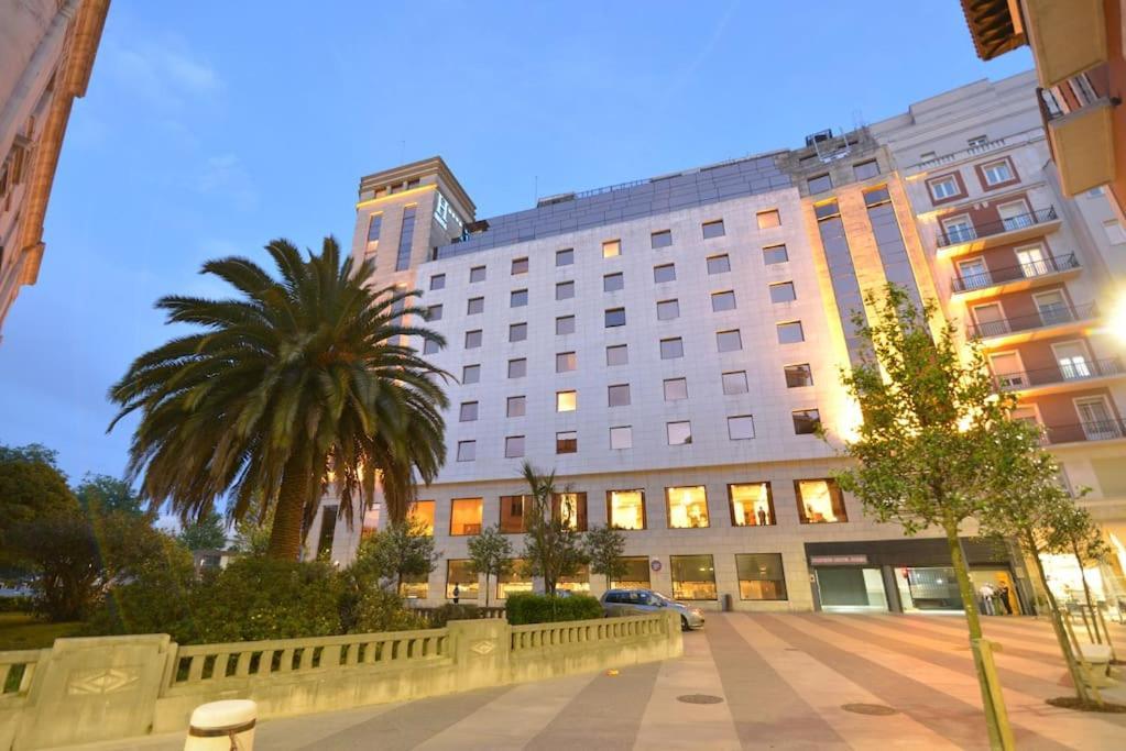 Apartamento Con Encanto "Las Raices" سانتاندر المظهر الخارجي الصورة