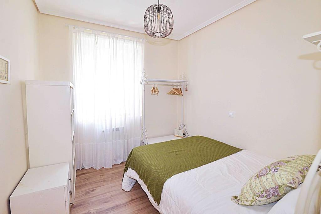 Apartamento Con Encanto "Las Raices" سانتاندر المظهر الخارجي الصورة